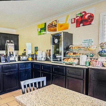 Quality Inn & Suites Abilene Εξωτερικό φωτογραφία